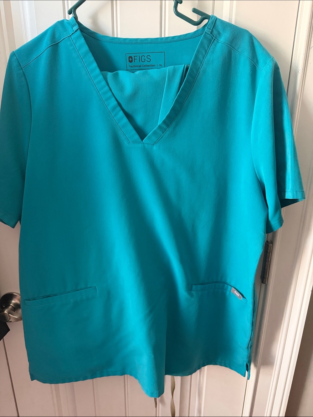 Figs Women’s V-Neck Scrub Top in Teal Blue
